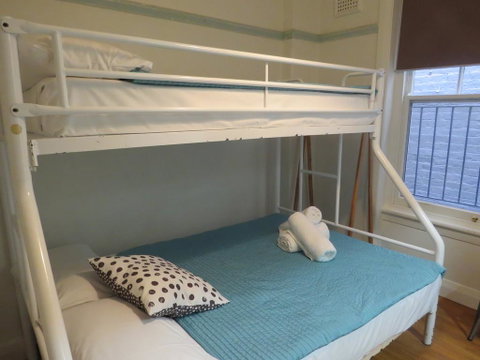 Highfield Private Hotel - Airlie Beach Holiday 2