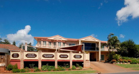 Highlander Motor Inn - Airlie Beach Holiday 0