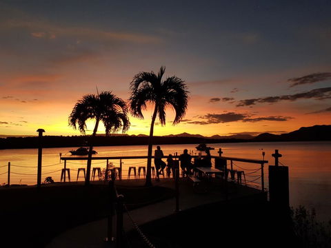 Hinchinbrook Marine Cove Resort - Airlie Beach Holiday 1