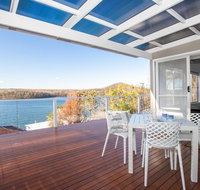 Home On the Water 21 Evans St Lake Conjola - Airlie Beach Holiday
