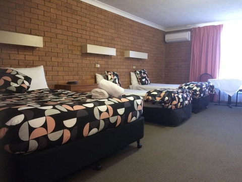 James Street Motor Inn - Airlie Beach Holiday 3