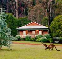 Karri Valley Chalets - Airlie Beach Holiday