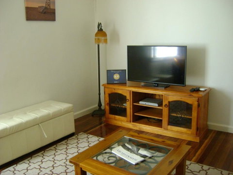 King Cottage - Airlie Beach Holiday 3