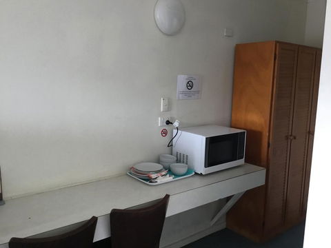 Kooyong Hotel - Airlie Beach Holiday 1
