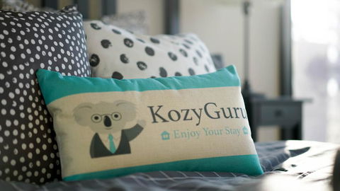KOZYGURU BRISBANE CBD 1 BED APT AMAZING VIEW QBN550-1601 - Airlie Beach Holiday 2
