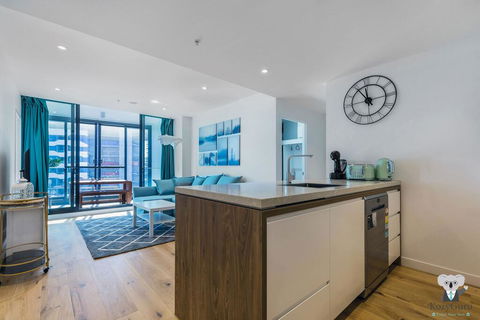 KOZYGURU FORTITUDE VALLEY HOLIDAY STYLE 2 BED APT FREE PARKING QFV211-1601 - Airlie Beach Holiday 3