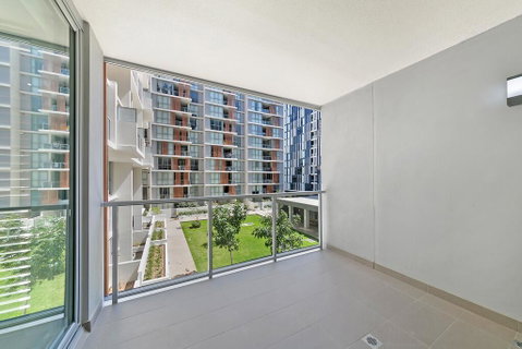 KOZYGURU MASCOT WALK TO STATION MODERN DESIGNER 2 BED APT FREE PARKING NMA260-312 - Airlie Beach Holiday 3