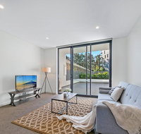 KOZYGURU WOLLI CREEK KOZY 3 BED APT  FREE PARKING NWC009 - Airlie Beach Holiday