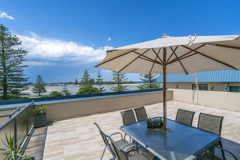 Lakeshore Apartments - Unit 6 - Airlie Beach Holiday 2