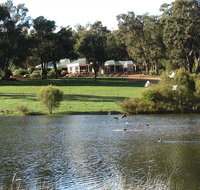 Lakeview Lodge - Airlie Beach Holiday