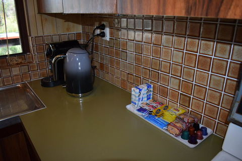 Lancelin Home With Beach And Park Views - Airlie Beach Holiday 2