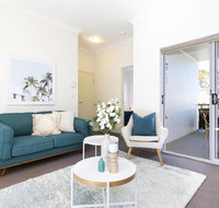Light bright and spacious unit close to beaches - Airlie Beach Holiday