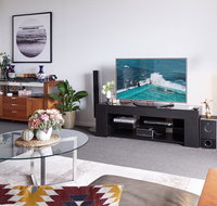 Light-Filled Designer Apartment with Amazing Views - Airlie Beach Holiday