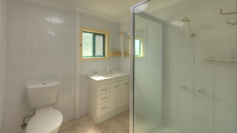 Lucinda Fishing Lodge - Airlie Beach Holiday 2