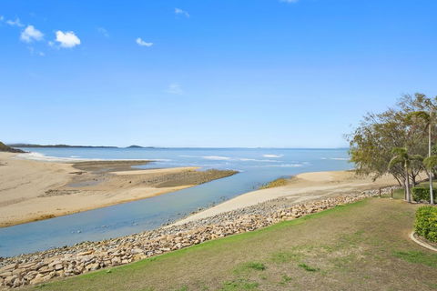 Luxury Beach Unit - Airlie Beach Holiday 0