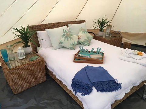 Luxury Tee Pee Byron Bay - Airlie Beach Holiday 1