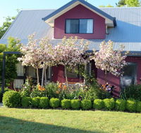 Magenta Cottage - Airlie Beach Holiday