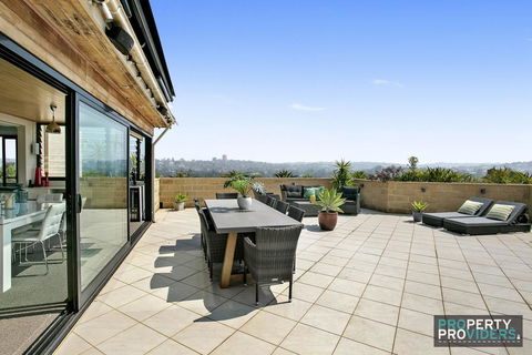 Manly Sun Seeker Holiday Apartment - Airlie Beach Holiday 1