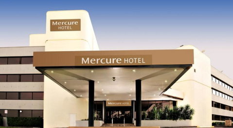Mercure Penrith - Airlie Beach Holiday 0