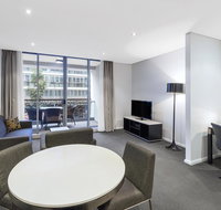 Meriton Suites Zetland - Airlie Beach Holiday