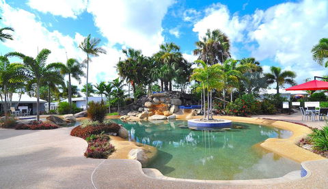 Mission Beach Resort - Airlie Beach Holiday 0