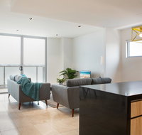 Modern 2 bedroom Apartment in the Heart of Burwood - Airlie Beach Holiday