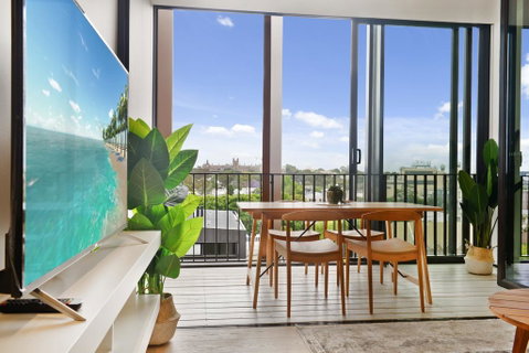 Modern Luxury Apartment In The Heart Of Sydney CBD - Airlie Beach Holiday 1