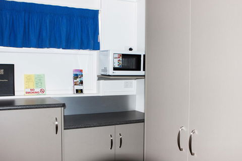 Motel Myall - Airlie Beach Holiday 2