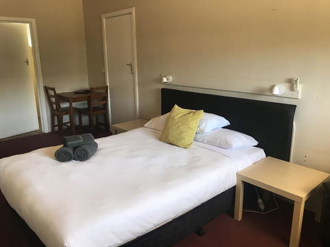 Motel Wellington Wodonga - Airlie Beach Holiday 2