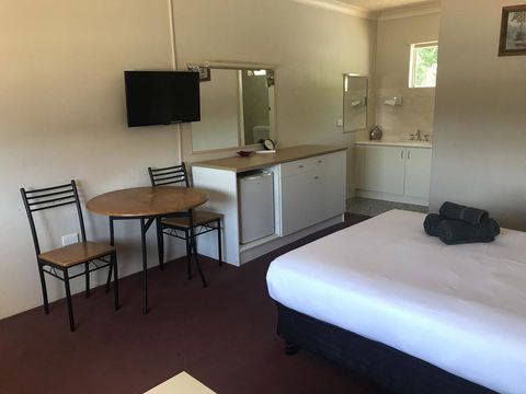 Motel Wellington Wodonga - Airlie Beach Holiday 3