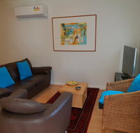 Mt.Lawley Superb 2 BR location Comfort style 4 - Airlie Beach Holiday