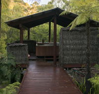 Mudstone Spa Retreat - Airlie Beach Holiday