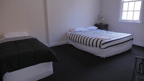 National Hotel Toowoomba - Airlie Beach Holiday 2