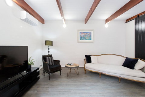 Stay Fresh - Fremantle CBD - Airlie Beach Holiday 0