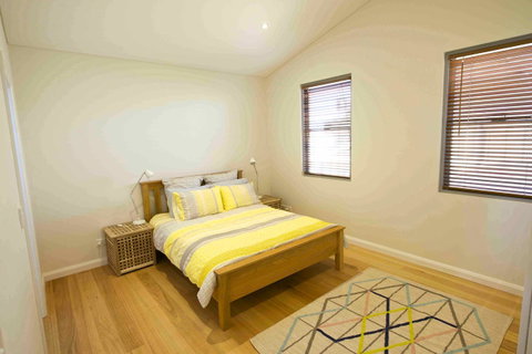Sunny Blinco Street House - Airlie Beach Holiday 8