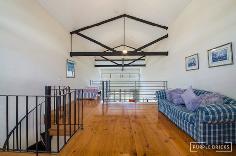 Spacious Central Townhouse - Airlie Beach Holiday 4