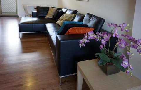 Studio 208 With Ocean Views - Airlie Beach Holiday 6