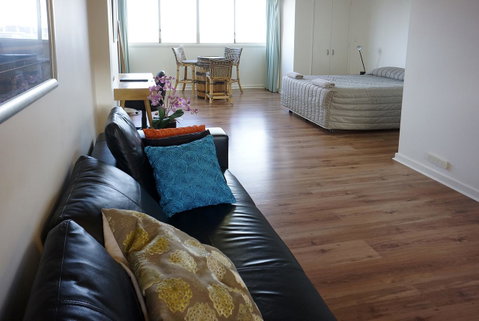 Studio 208 With Ocean Views - Airlie Beach Holiday 8