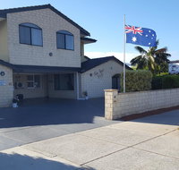 Palm Beach Bed  Breakfast - Airlie Beach Holiday