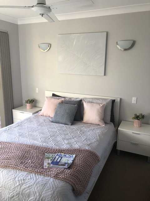 Dampier House Mullaloo-Perth - Airlie Beach Holiday 0
