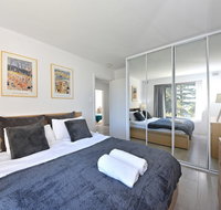 Cottesloe apartment close to beach - Airlie Beach Holiday