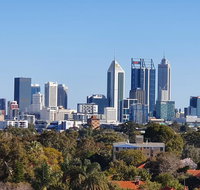 Lawley Luxury Views - Perth City Swan River - Airlie Beach Holiday