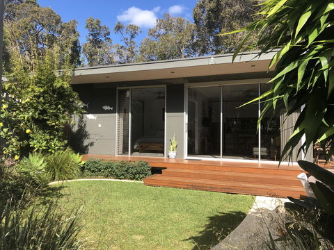 Banksia Luxury Villa - Airlie Beach Holiday 0