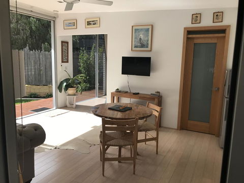 Banksia Luxury Villa - Airlie Beach Holiday 11