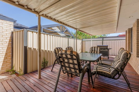 Brilliant, Neat, Convenient, Family-friendly House - Airlie Beach Holiday 13
