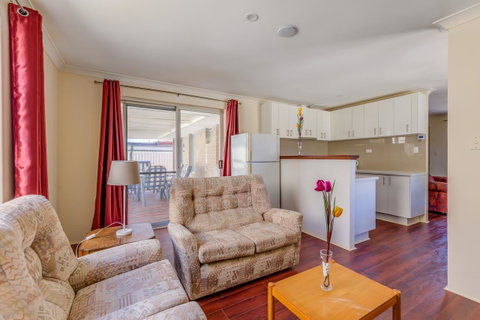 Brilliant, Neat, Convenient, Family-friendly House - Airlie Beach Holiday 7
