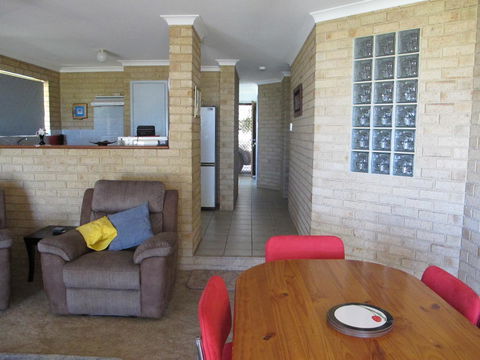 Kalbarri Riverfront Unit - Airlie Beach Holiday 16