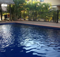 Breezes Apartments - Airlie Beach Holiday