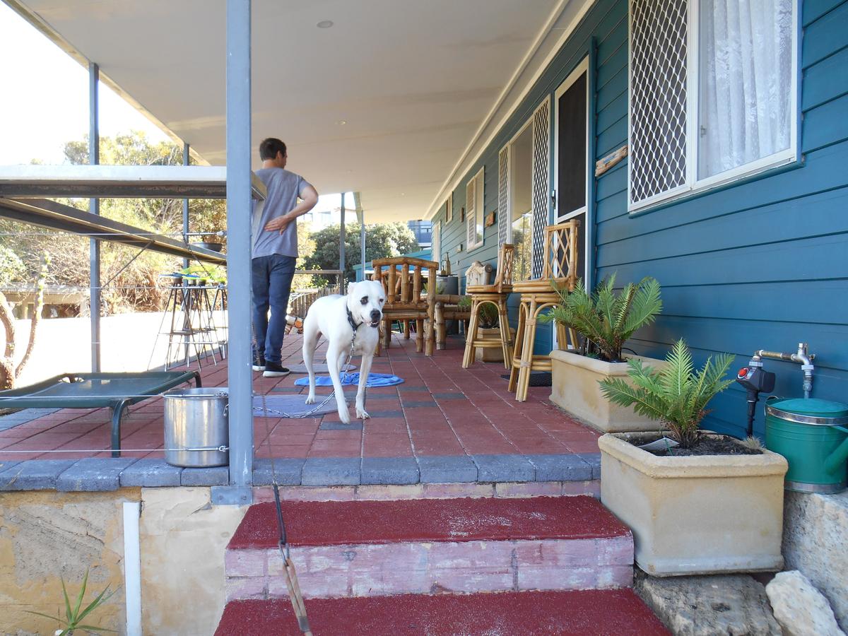 Guilderton WA Airlie Beach Holiday