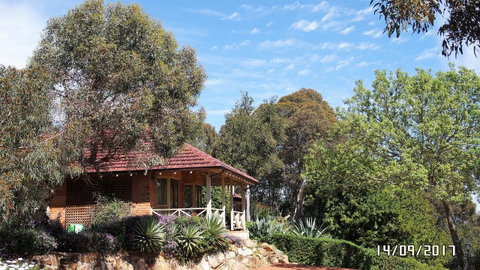 Eleebana Guest House - Airlie Beach Holiday 18